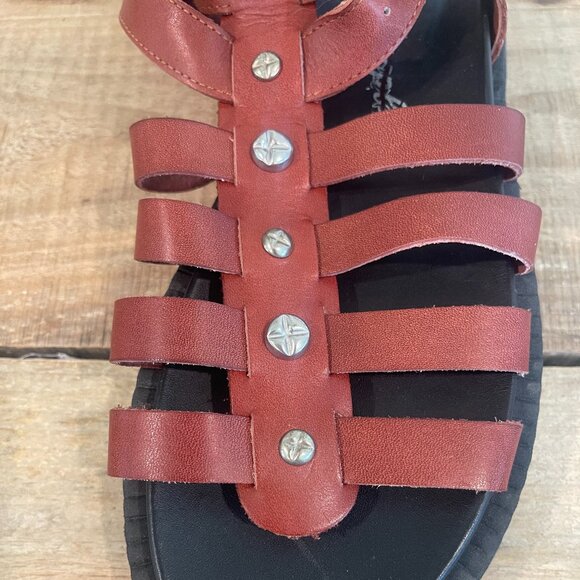 Free People Hadley Hammered Stud Sandals NEW Size 39 (US 9) - Picture 6 of 9